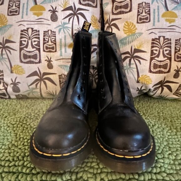 Dr. Martens Leather Boots Size 7 - Picture 2 of 4